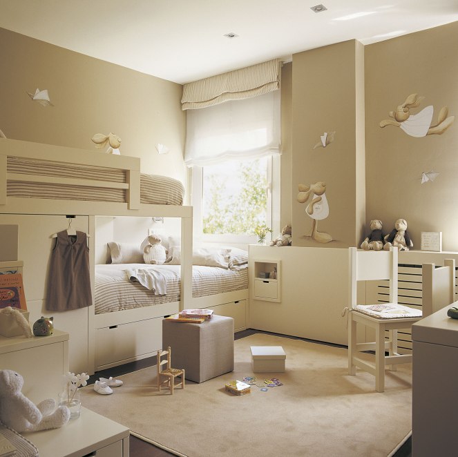 habitacion-infantil-con-litera-tipo-tren-zona-de-juegos-y-escritorio_5ed66a6e