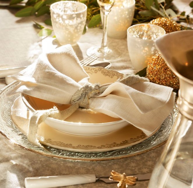 51569-detalle_de_servicio_de_mesa_navideno_1233x12801